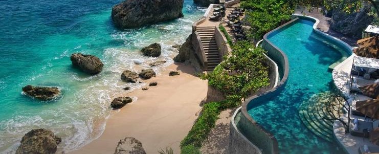 Piscina en Eclipse Royal